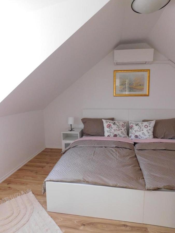 Ferienwohnung Lea Samobor Exterior foto